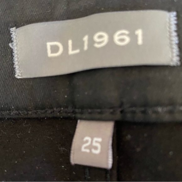 DL1961 - Emma Low Rise Skinny in Poseidon Size 25 Leather - Picture 10 of 12